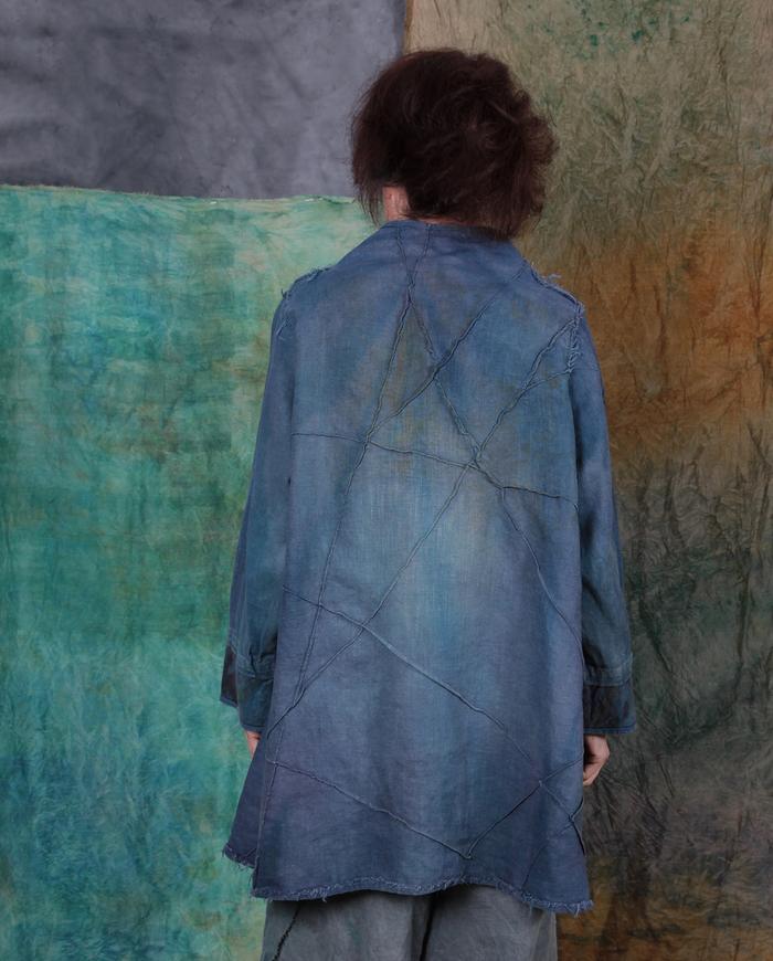 loose-fitting Belgian linen distressed blue textured jacket