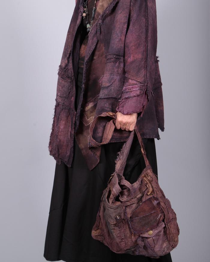 'art to carry' detailed shoulder bag in mauve