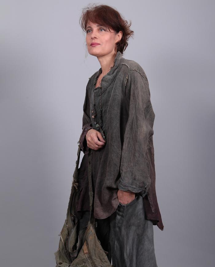 loose-fitting olive-to-purple distressed Belgian linen tunic