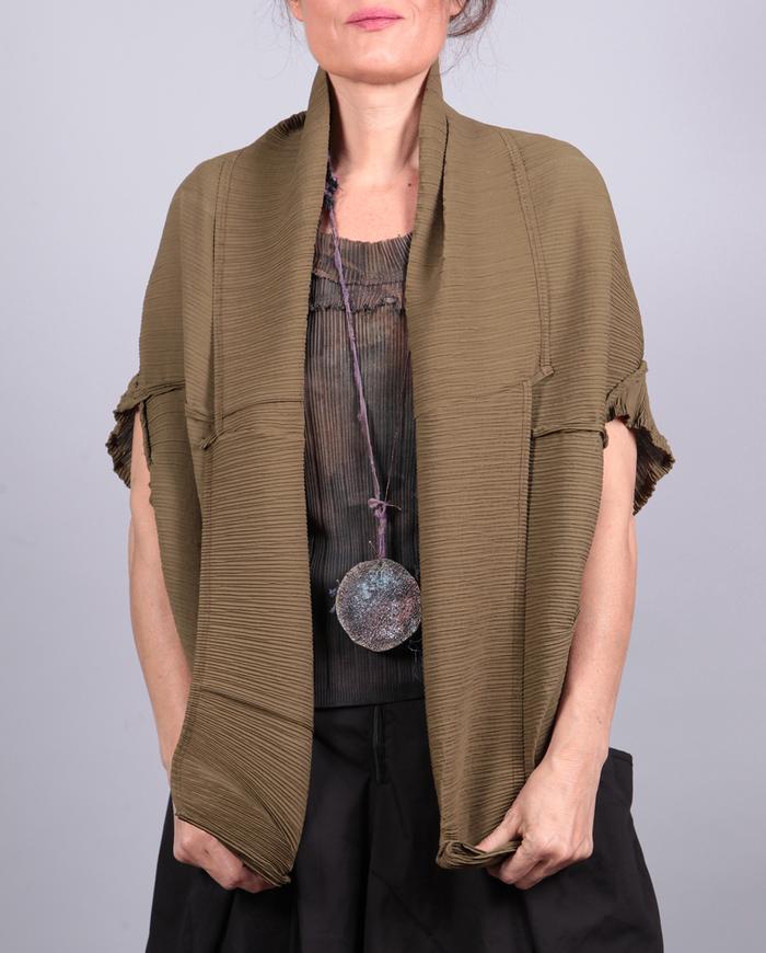 'shrug it off' pleated stretchy reversible shrug