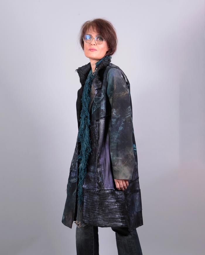 'free as a bird' feathers print mixed fabrics artful coat