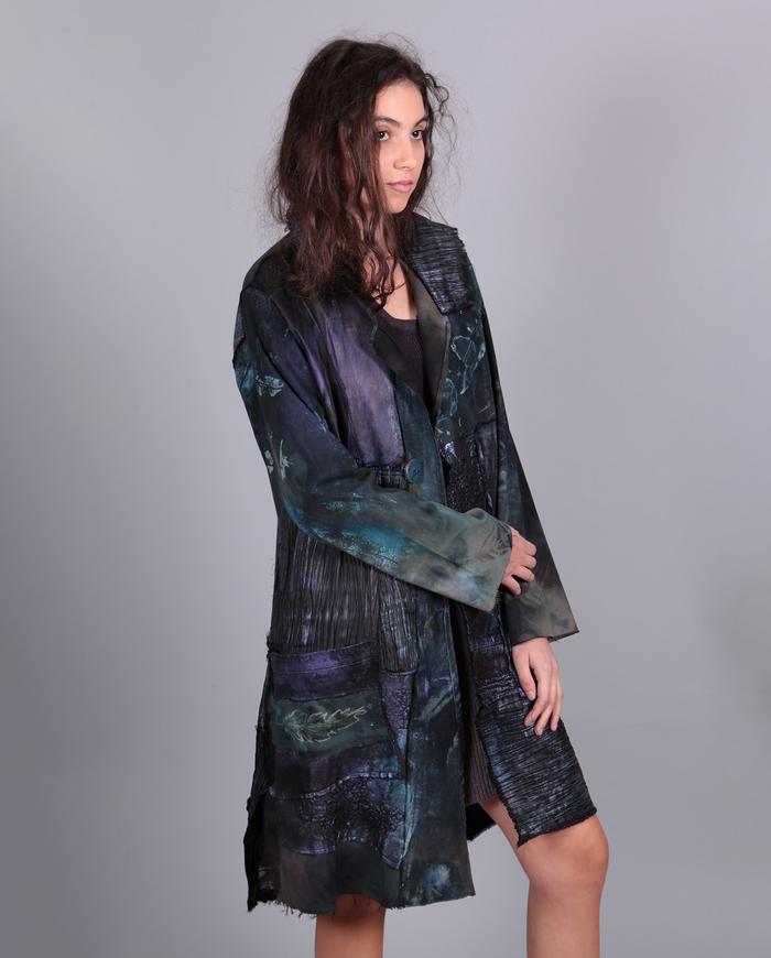 'free as a bird' feathers print mixed fabrics artful coat