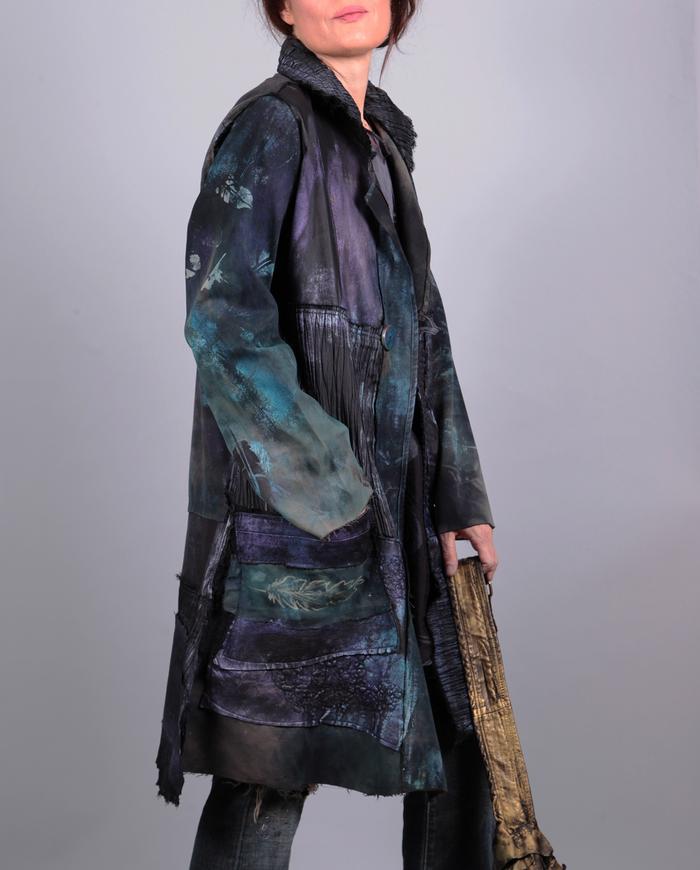 'free as a bird' feathers print mixed fabrics artful coat