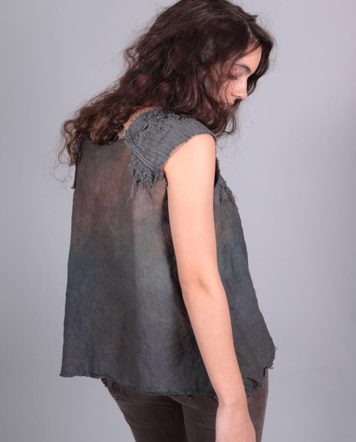 'easy on, easy off' mixed fabrics gray top