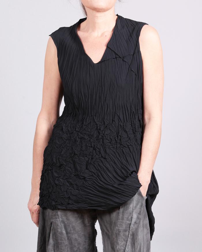 'at a slant' textured pleated asymmetrical top