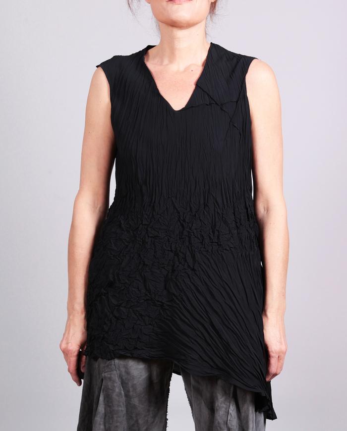 'at a slant' textured pleated asymmetrical top