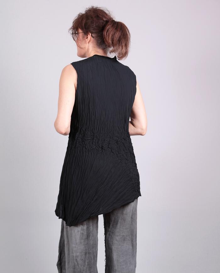 'at a slant' textured pleated asymmetrical top