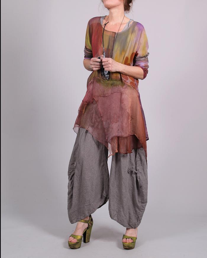 'play it up' artsy neutral Belgian linen pants