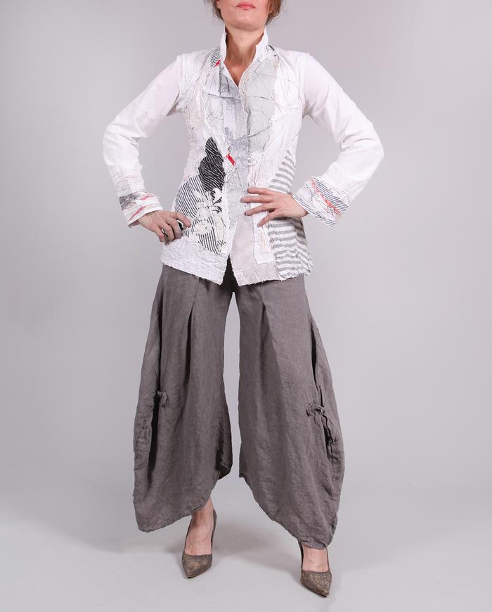 'play it up' artsy neutral Belgian linen pants