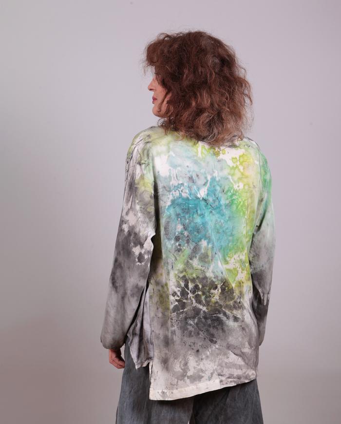 'grassy meadow' high-low silk blouse