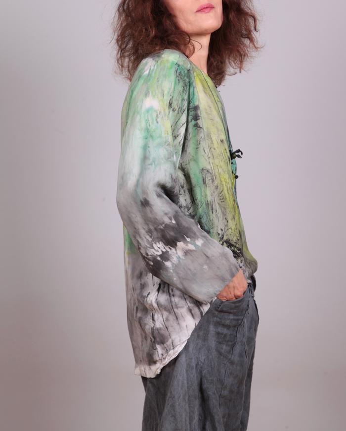 'grassy meadow' high-low silk blouse