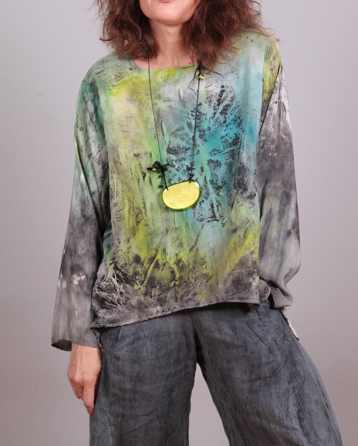 'grassy meadow' high-low silk blouse