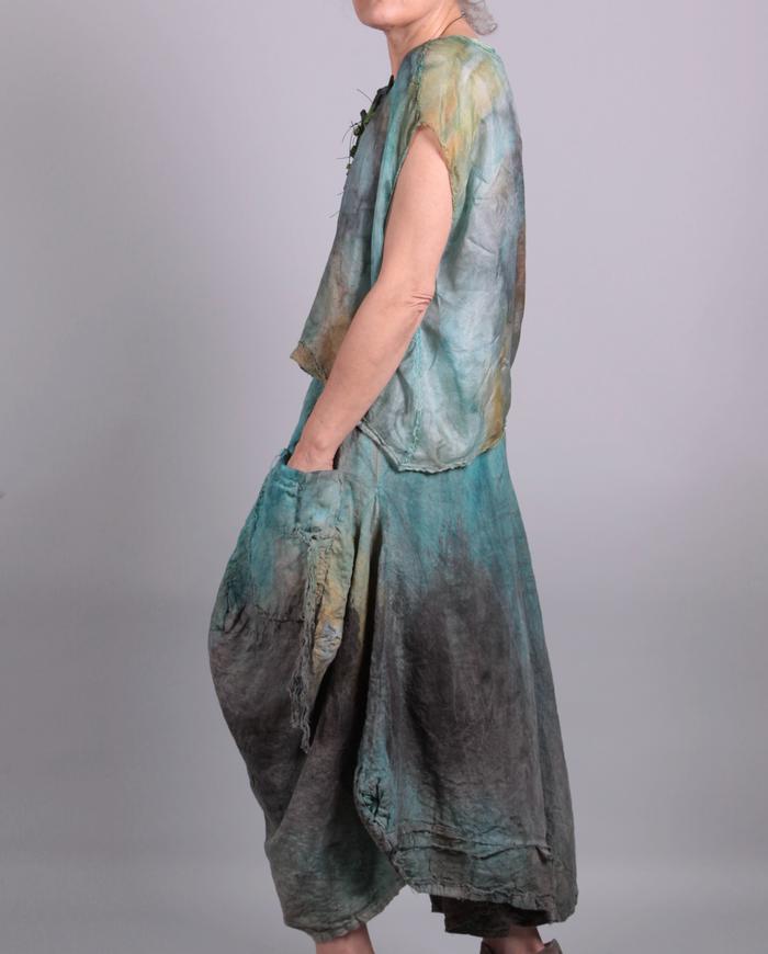 'si-fi sky' full sculptural summer-to-fall distressed textured skirt