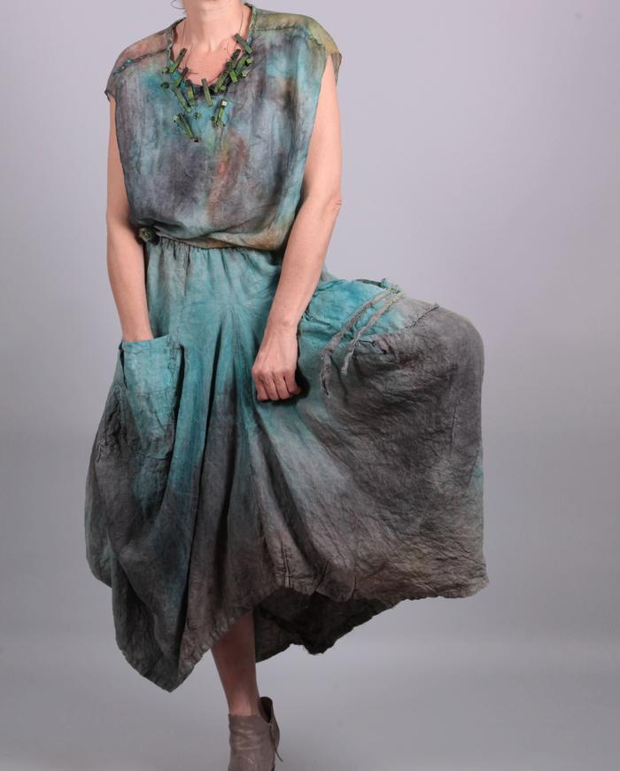 'si-fi sky' full sculptural summer-to-fall distressed textured skirt