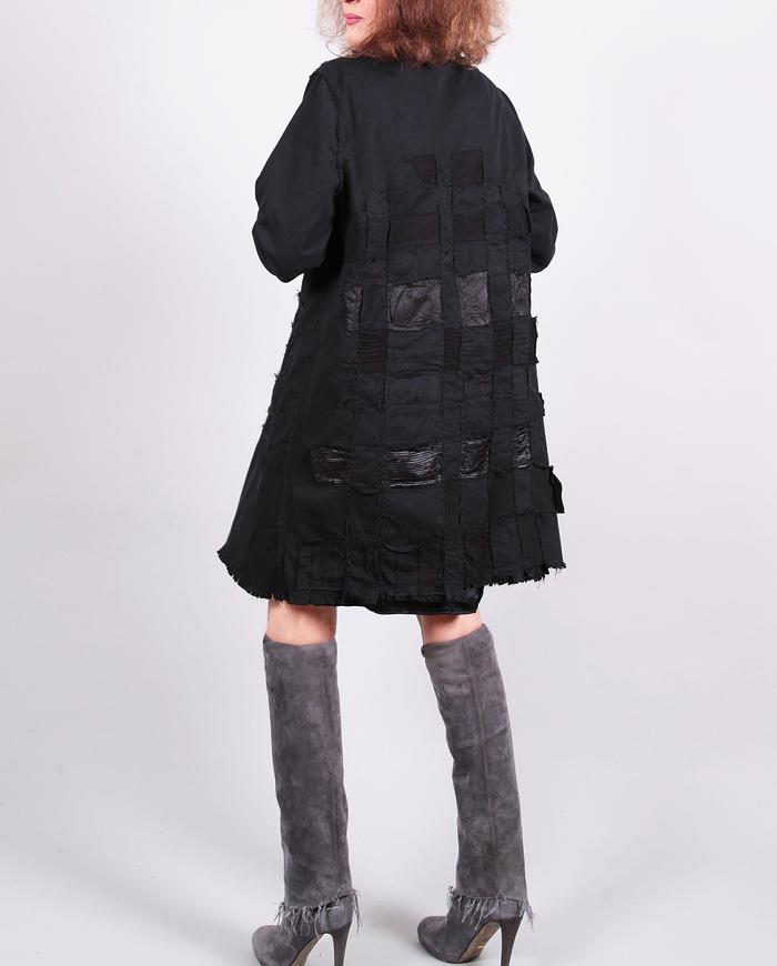 'weave me the night' all-black detailed coat/kaftan