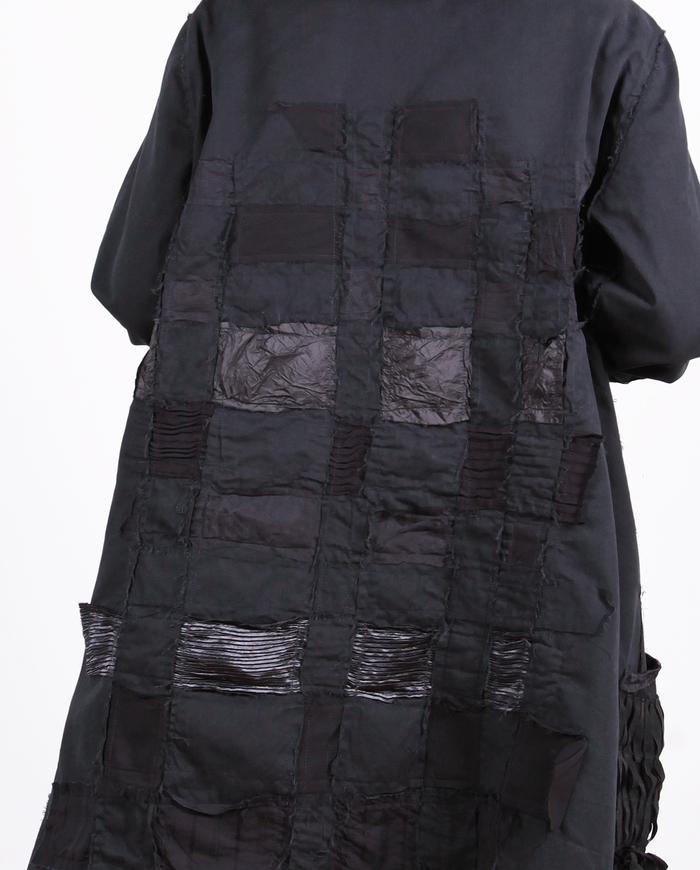 'weave me the night' all-black detailed coat/kaftan