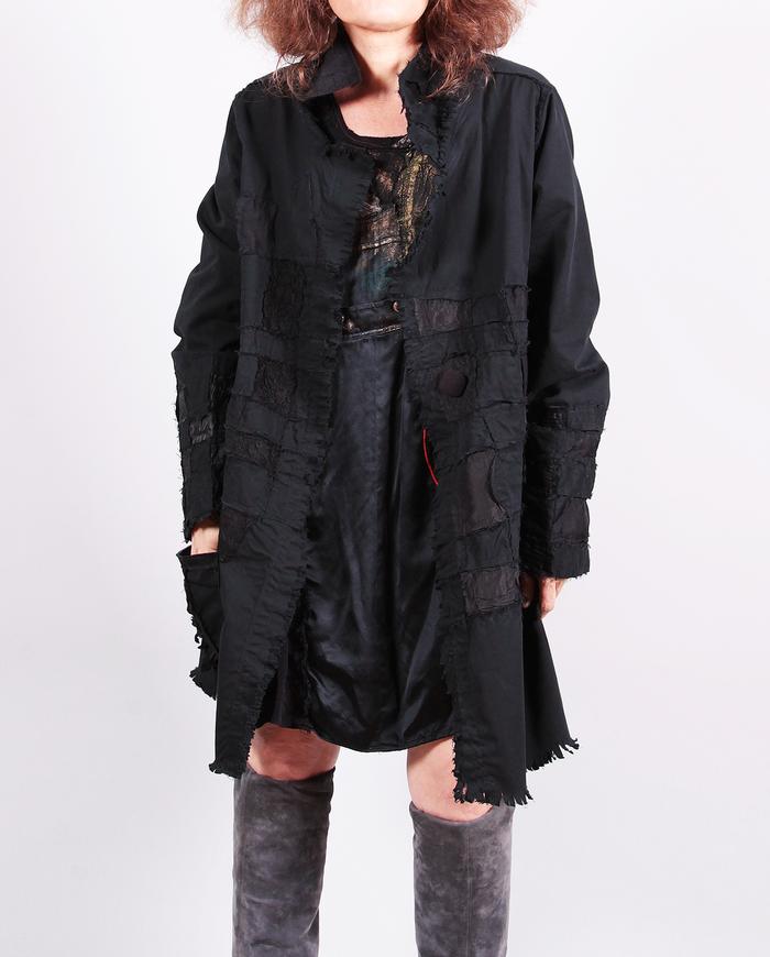 'weave me the night' all-black detailed coat/kaftan