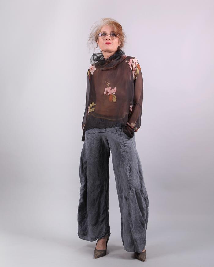 'feminine me' sheer silk loose-fitting top