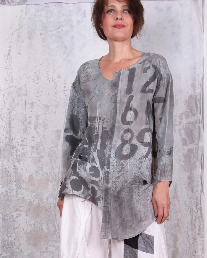 loose-fitting number hand-print silk tunic