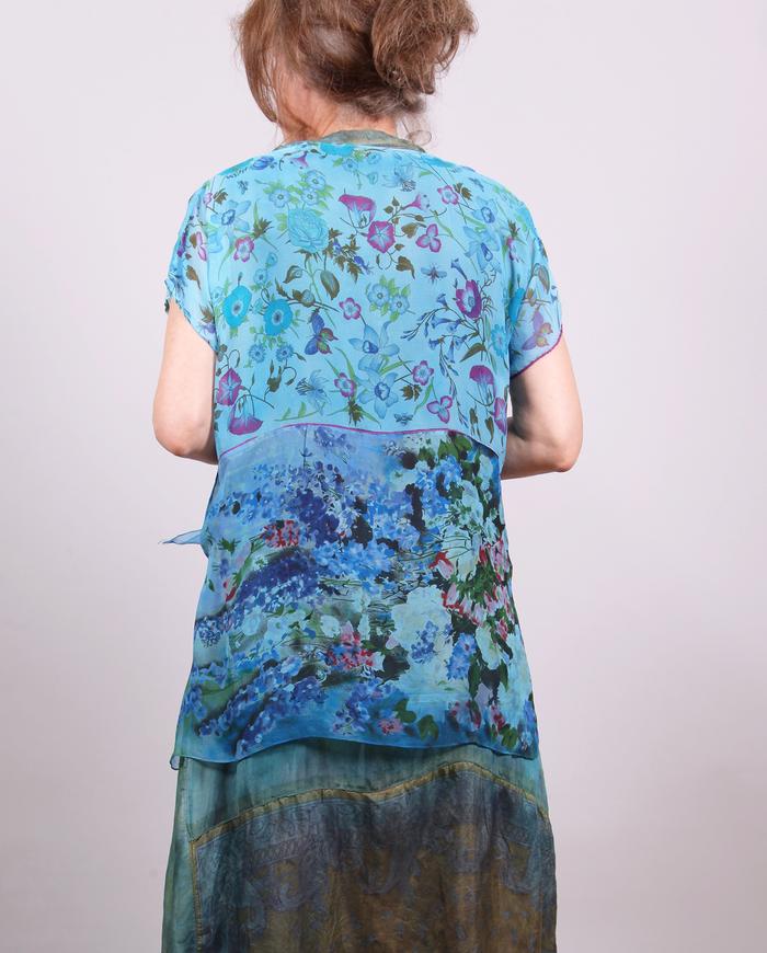 'blue garden' sheer silk short sleeve top