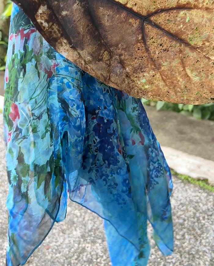 'blue garden' sheer silk short sleeve top