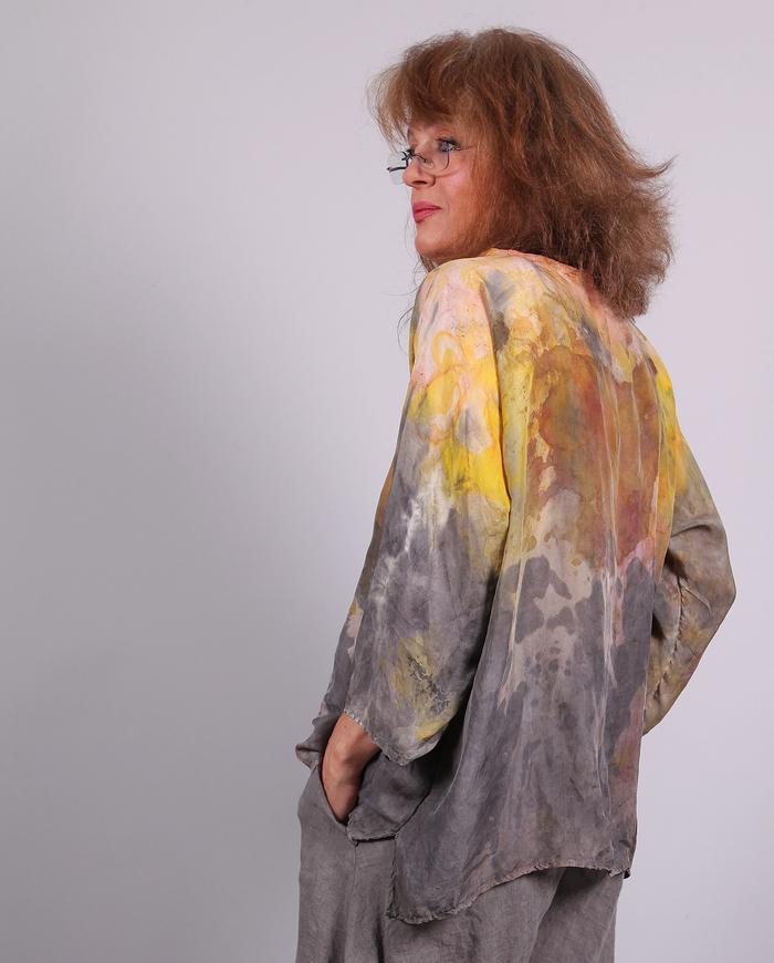 'year-round sunshine' one sizes silk blouse