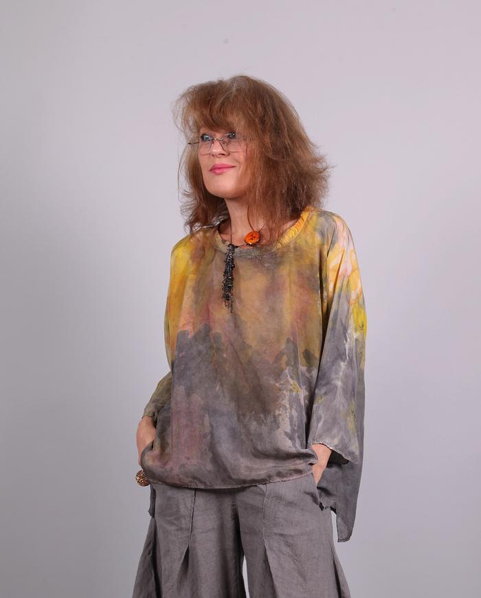 'year-round sunshine' one sizes silk blouse