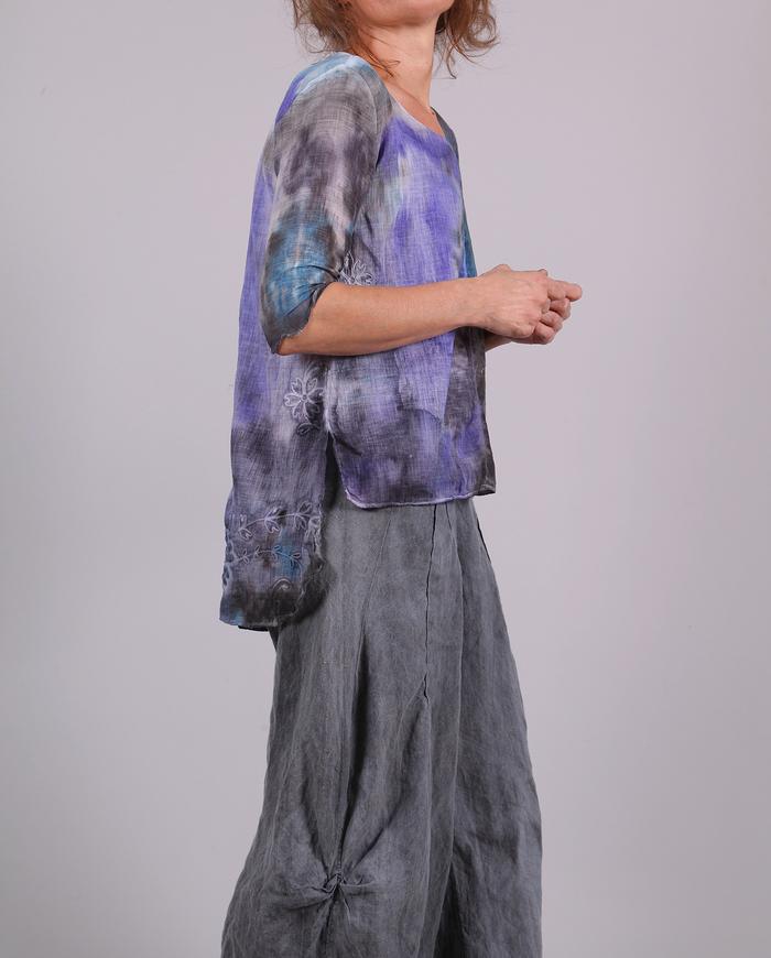 'destress in purple' lightweight batiste top