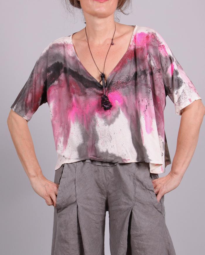 'plunge into pink' loose-fitting one size knit silk top