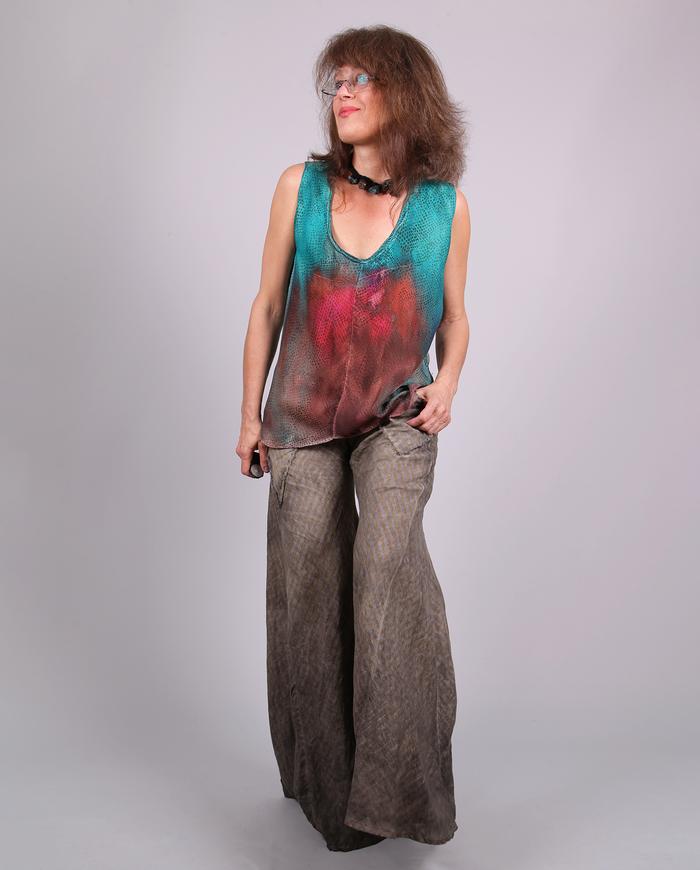 'like forest fire' high-low sleeveless silk blouse