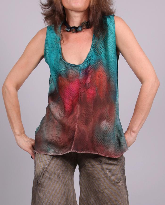 'like forest fire' high-low sleeveless silk blouse