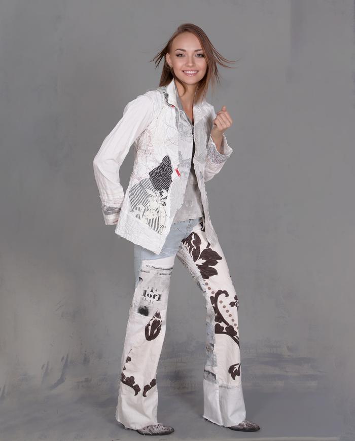 'along the lines' fitted structured white jacket