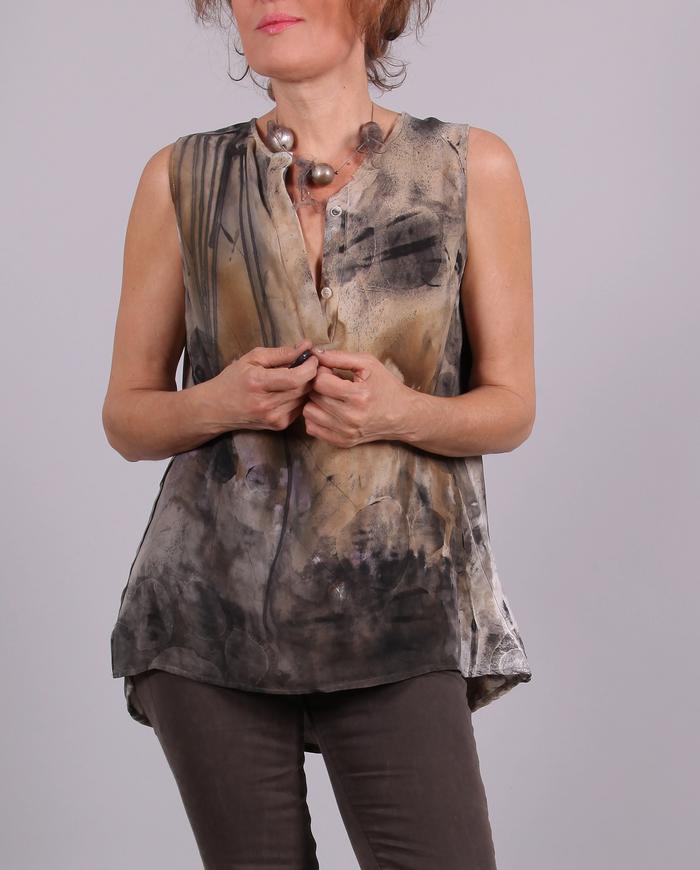 'circles around you' silk crepe sleeveless blouse