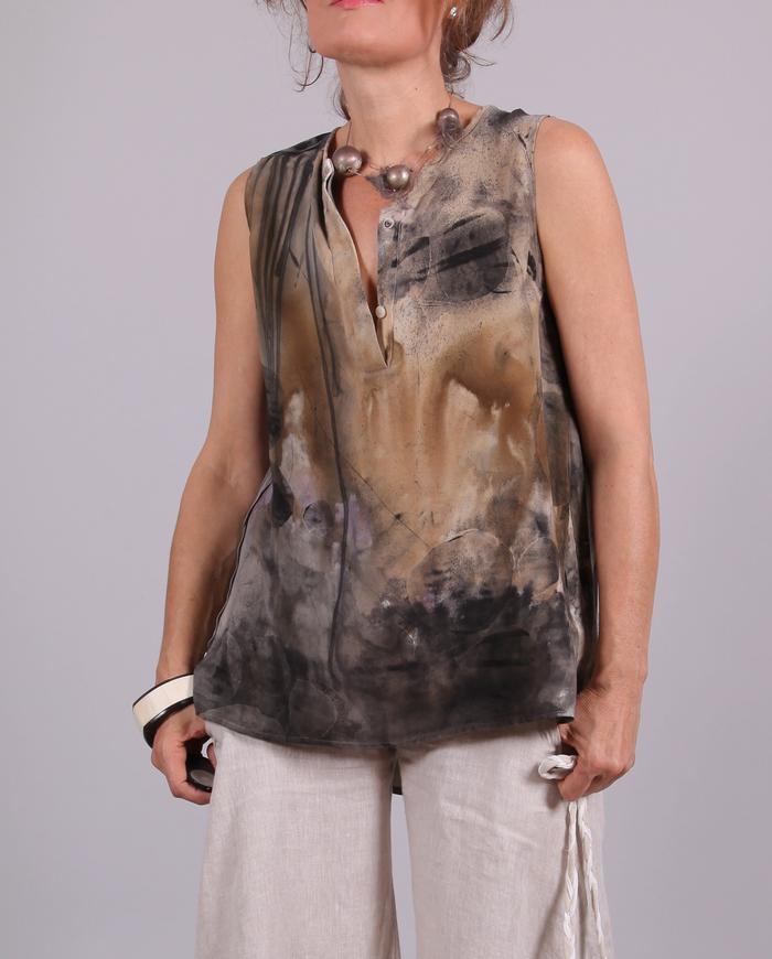 'circles around you' silk crepe sleeveless blouse