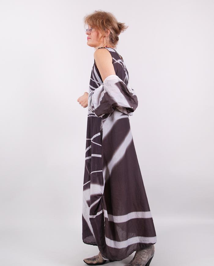 'squiggle with me' batiste chocolate maxi dress with shrug