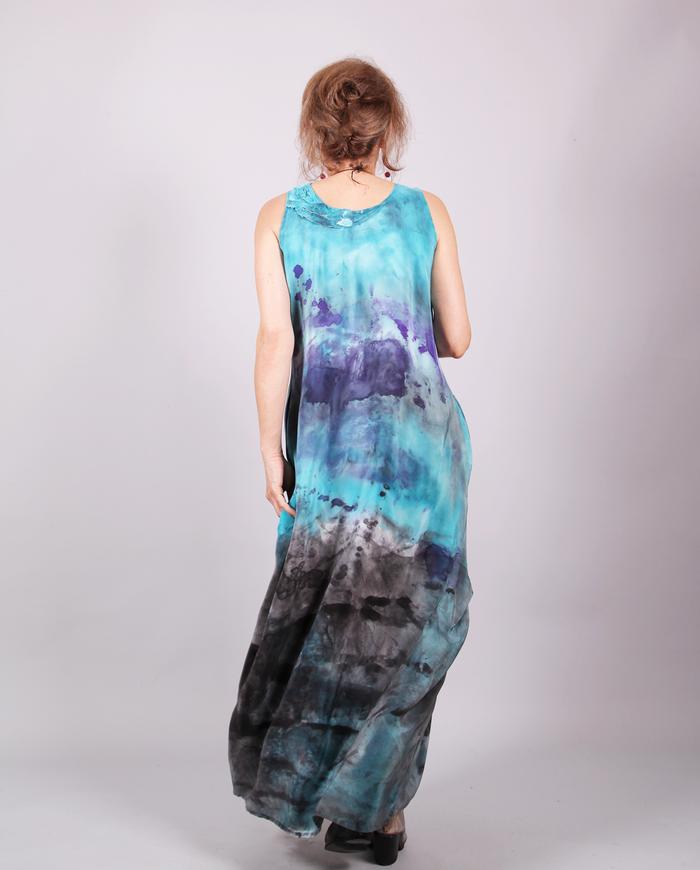'just keep moving' silk crepe maxi dress
