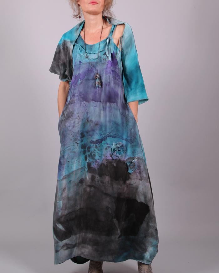 'just keep moving' silk crepe maxi dress